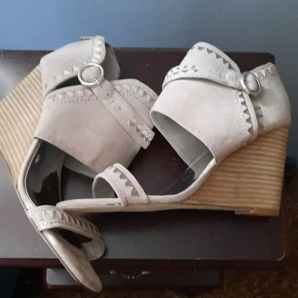 Carlos by Carlos Santana Gadot Open Toe Wedge Heel Back Zipper Bootie Sandal 10